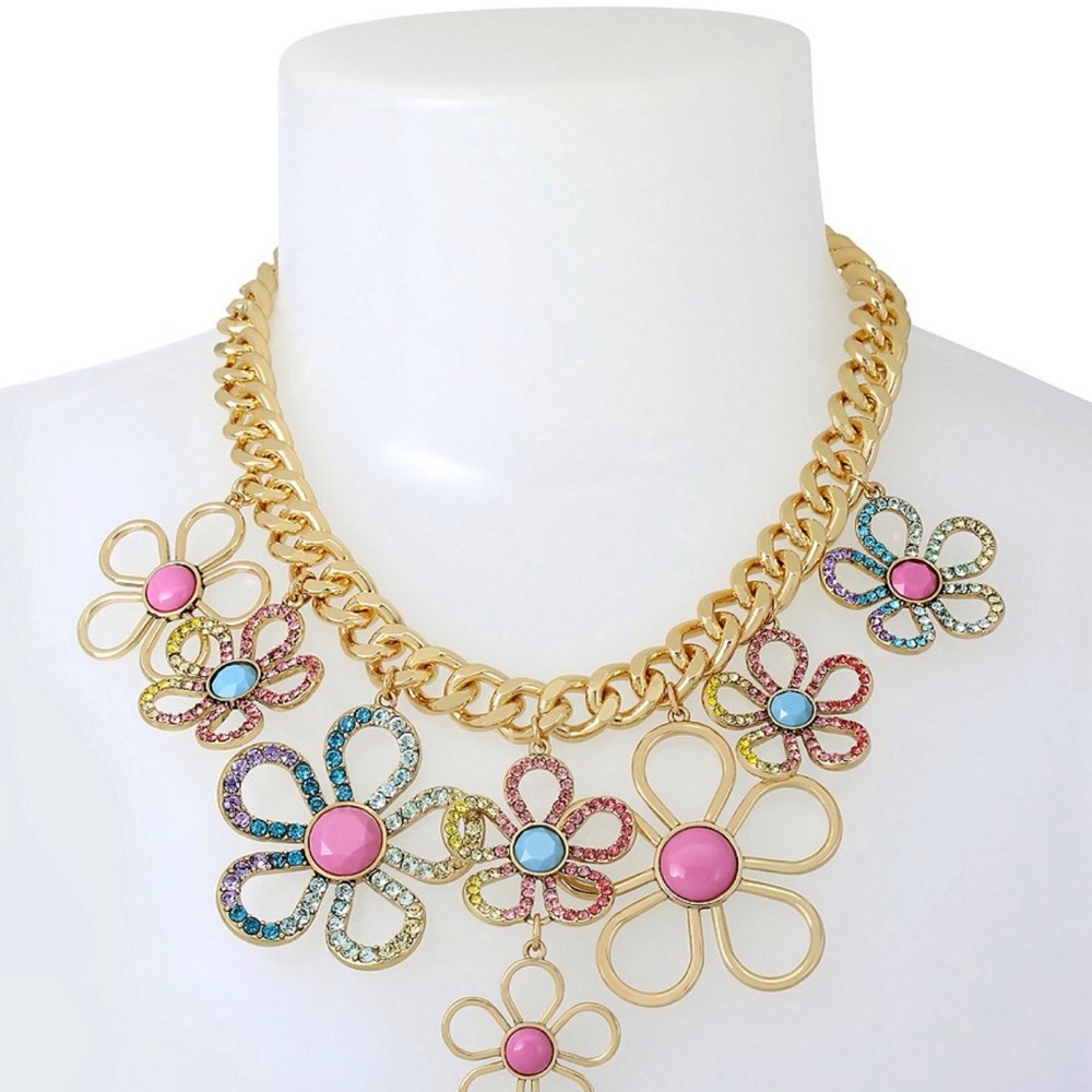 Betsey Johnson Flower Bib Statement Necklace - Picture 2 of 5